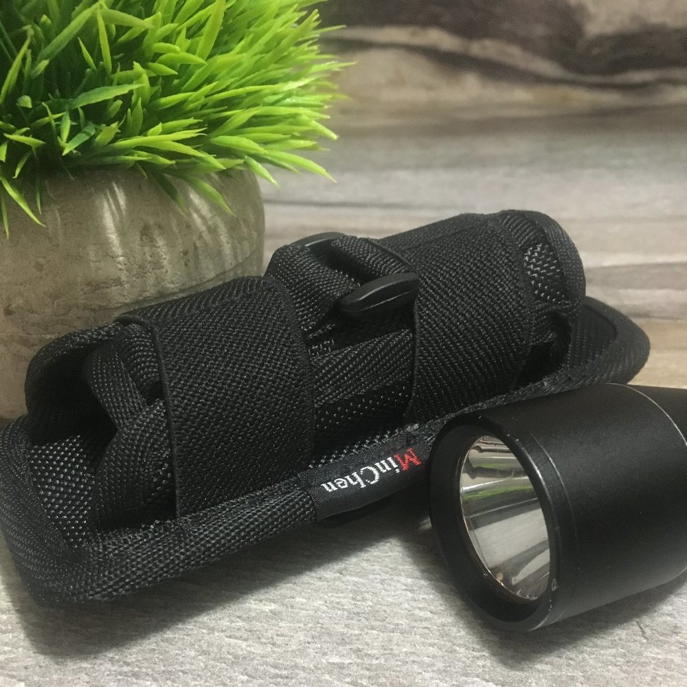 Camping & Hiking Lighting Flashlight Case  with 360-Degree Rotatable Clip